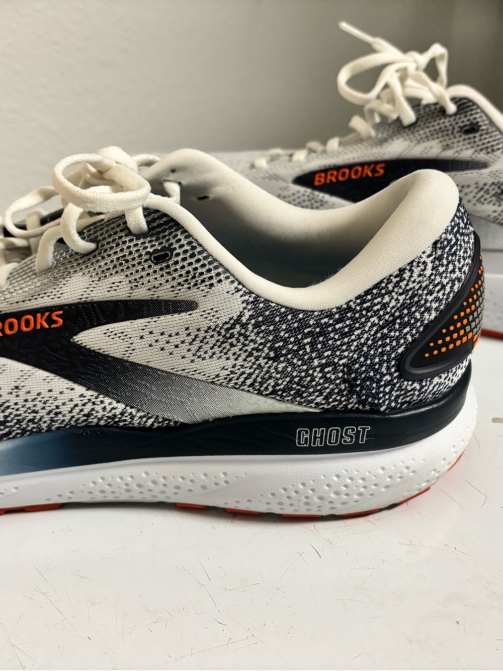 Brooks Ghost 16 Men's Running Shoes - White, Blue  & Orange - Size 13